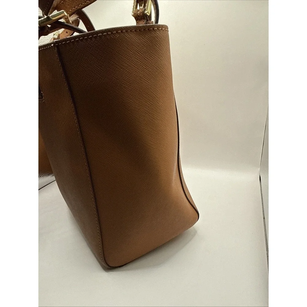 Tory Burch preowned very